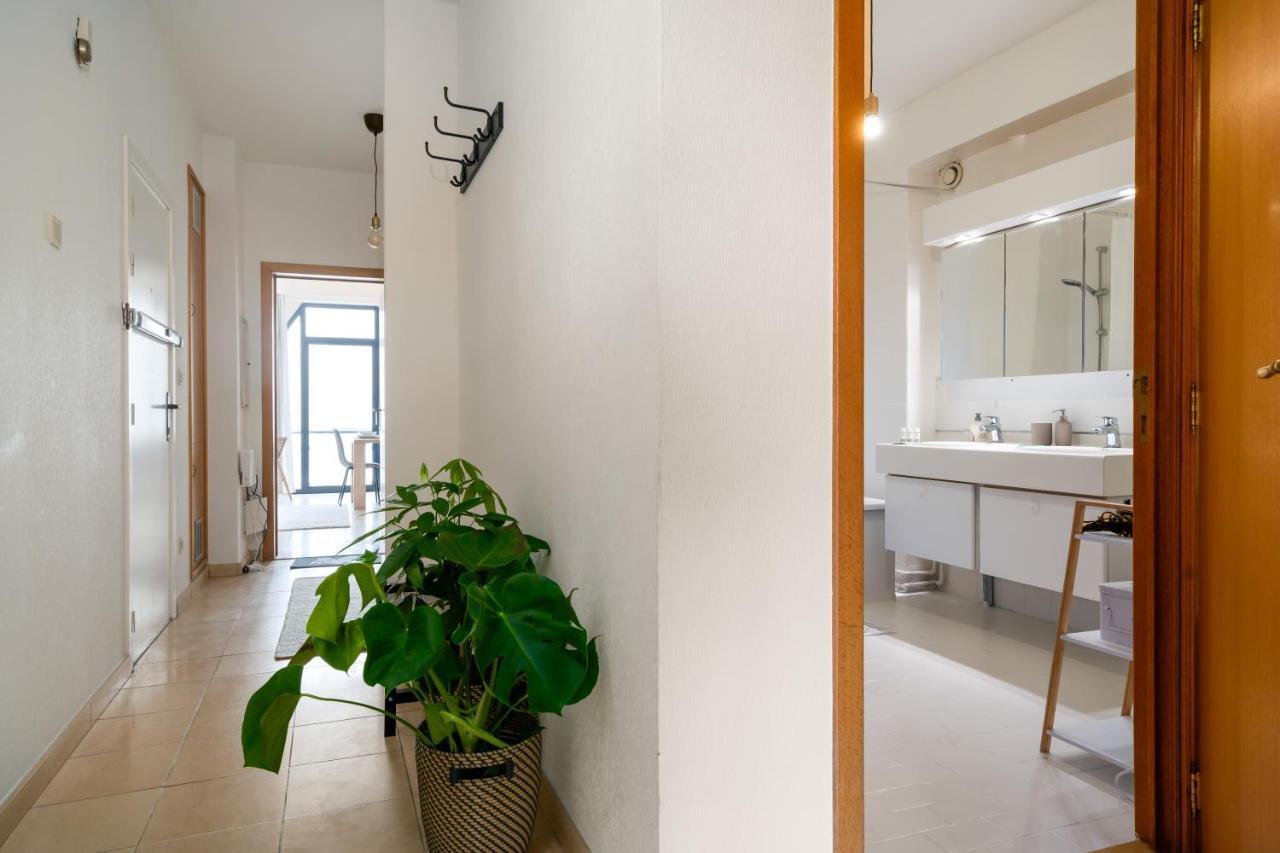 City Apartment 3 Bedroom, Kitchen, Wifi, Workspace, Coffee, Central Hasselt Esterno foto